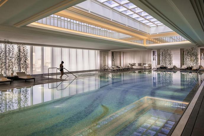 Imagen de la piscina del Hotel Four Seasons Tianjin. Foto 18