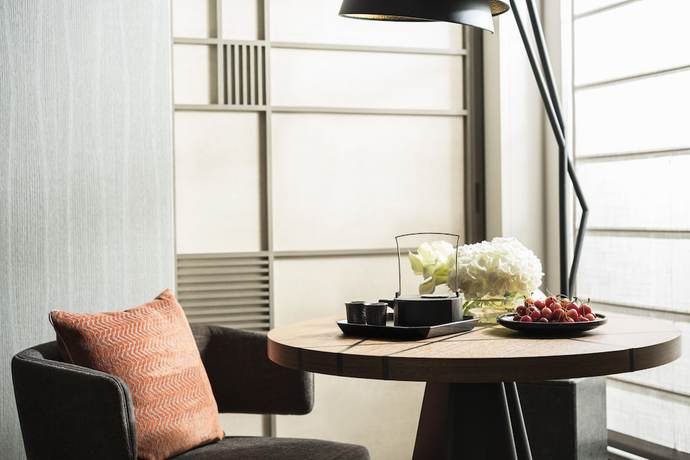 Imagen de la habitación del Hotel Four Seasons Tokyo At Otemachi. Foto 5