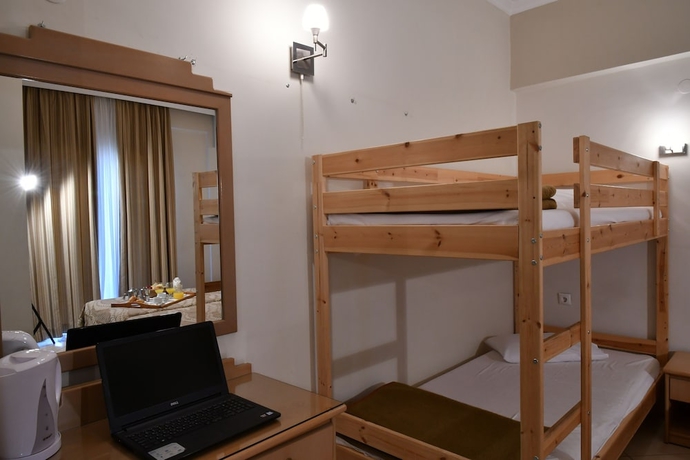 Imagen de la habitación del Hotel Four Seasons, Trilofo. Foto 8