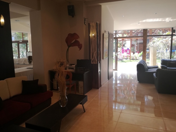 Imagen de los interiores del Hotel Four Seasons, Trilofo. Foto 17