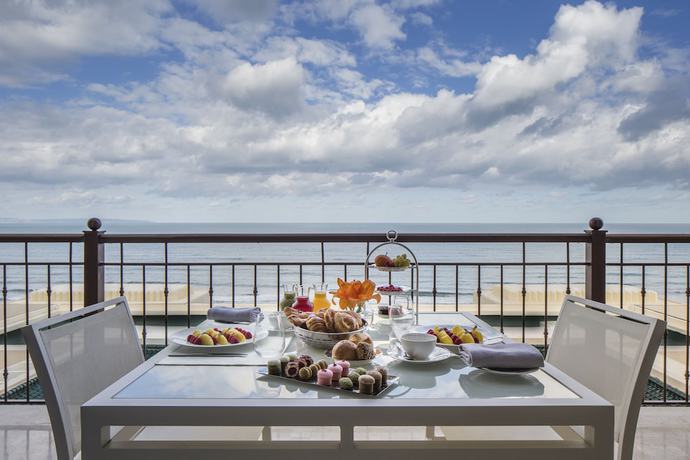 Imagen de la habitación del Hotel Four Seasons Tunis. Foto 12