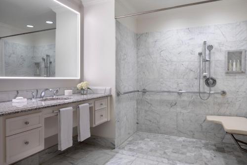 Imagen de la habitación del Hotel Four Seasons Westlake Village. Foto 7