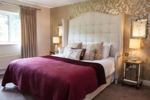 Imagen de la habitación del Hotel Four Seasons & Leisure Club. Foto 6