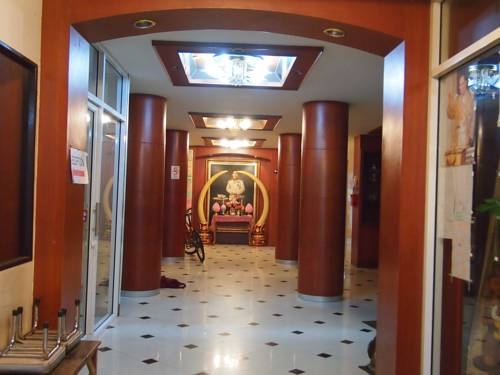 Imagen general del Hotel Four Sons Place. Foto 17
