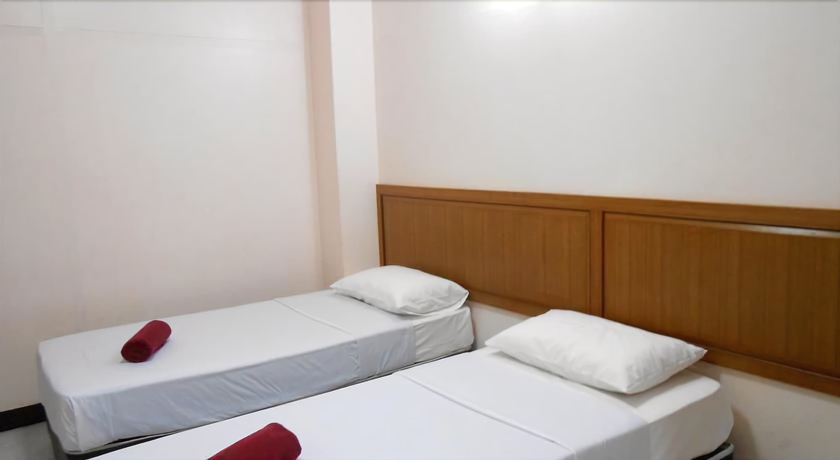 Imagen de la habitación del Hotel Four Sons Village. Foto 8