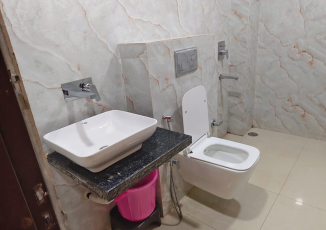Imagen de la habitación del Hotel Four Star, Agra. Foto 13