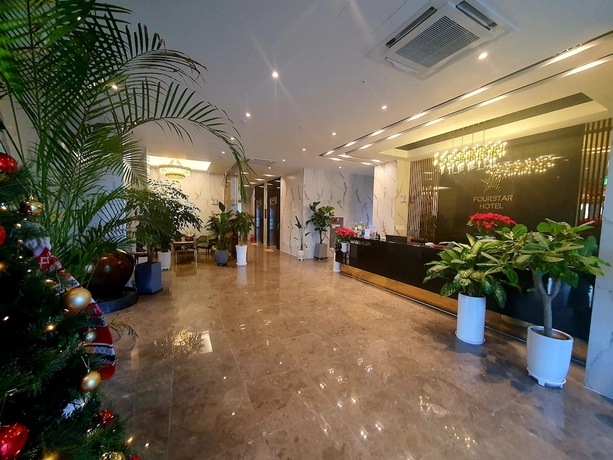 Imagen de los interiores del Hotel Four Star. Foto 16