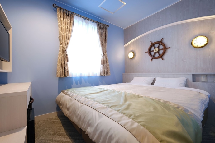 Imagen de la habitación del Hotel Four Stories Maihama Tokyo Bay. Foto 12
