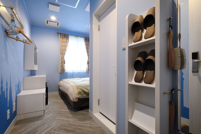Imagen de la habitación del Hotel Four Stories Maihama Tokyo Bay. Foto 13