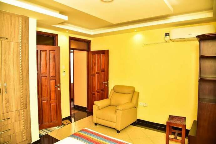 Imagen general del Hotel Four Vins and Apartments. Foto 3
