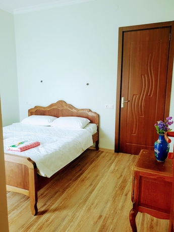 Imagen de la habitación del Hotel Four seasons in Kutaisi. Foto 11