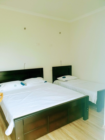 Imagen de la habitación del Hotel Four seasons in Kutaisi. Foto 15