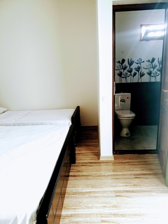 Imagen de la habitación del Hotel Four seasons in Kutaisi. Foto 16