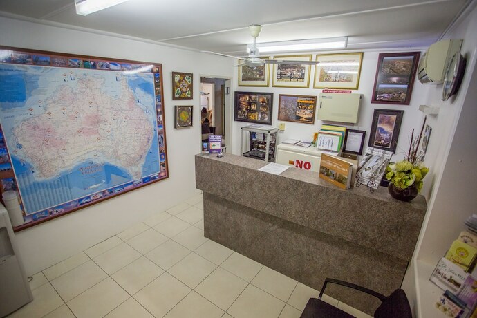 Imagen general del Hotel Fourth Avenue Motor Inn. Foto 3