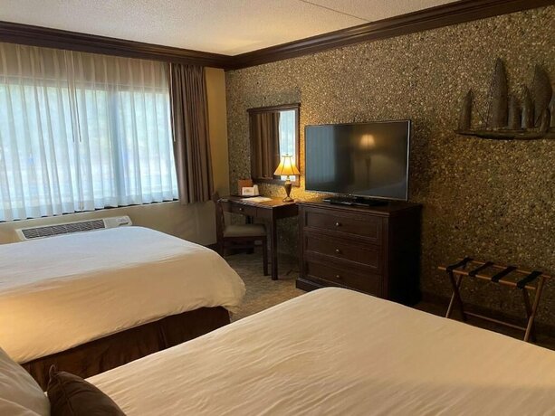 Imagen general del Hotel Fourwinds Lakeside Inn And Marina. Foto 11