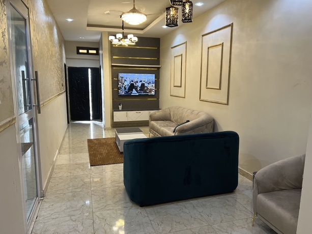 Imagen de la habitación del Hotel Fowaa Lux. Foto 2
