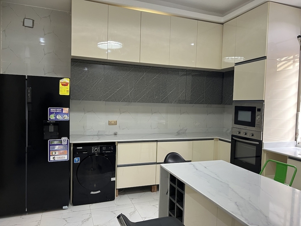 Imagen de la habitación del Hotel Fowaa Lux. Foto 6