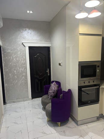 Imagen de la habitación del Hotel Fowaa Lux. Foto 11