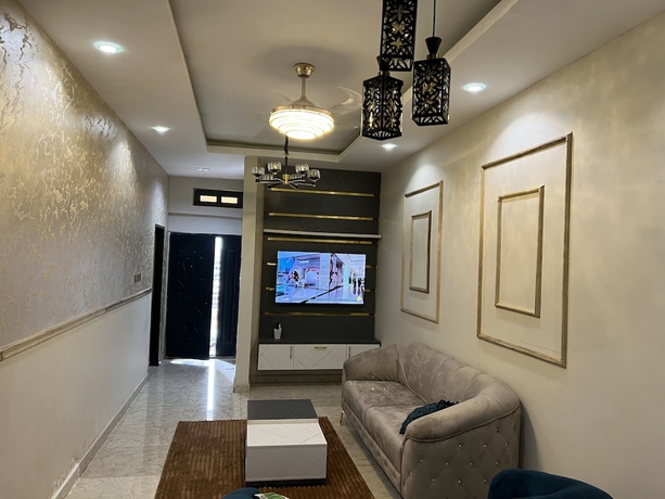 Imagen de la habitación del Hotel Fowaa Lux. Foto 15