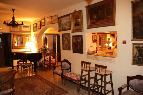 Imagen general del Hotel Fowlers Hotel. Foto 7