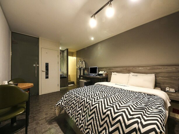 Imagen de la habitación del Hotel Fox Avenue Hotel. Foto 11
