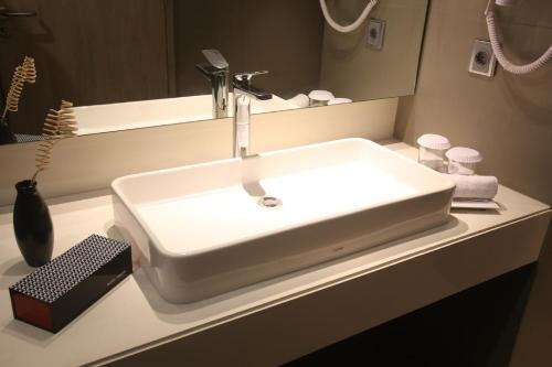 Imagen de la habitación del Hotel Fox Pekanbaru. Foto 6