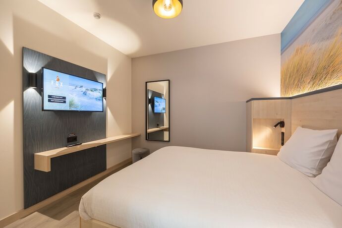 Imagen de la habitación del Hotel Fox The Hague Scheveningen. Foto 18