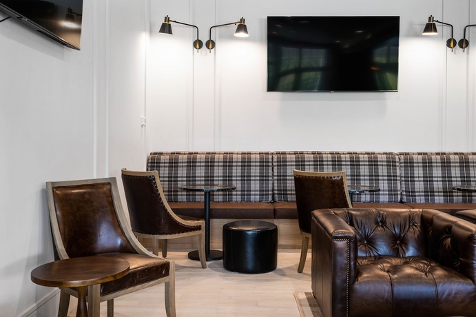 Imagen de los interiores del Hotel Foxhall Resort. Foto 11