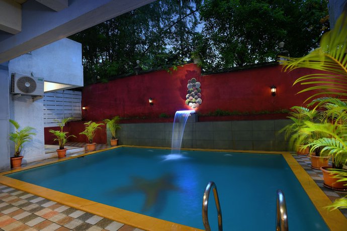 Imagen de la piscina del Hotel Foxoso Sonnet, Anjuna Goa. Foto 18