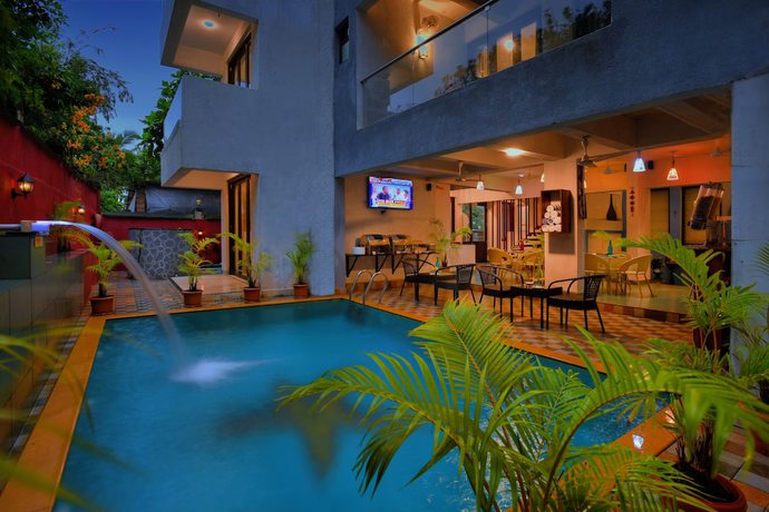 Imagen de la piscina del Hotel Foxoso Sonnet, Anjuna Goa. Foto 19