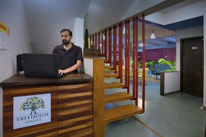 Imagen de los interiores del Hotel Foxoso Sonnet, Anjuna Goa. Foto 17