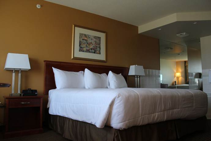Imagen de la habitación del Hotel Foxwood Inn and Suites, Fox Creek. Foto 4