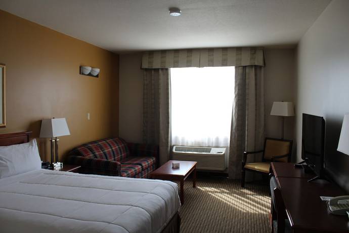 Imagen de la habitación del Hotel Foxwood Inn and Suites, Fox Creek. Foto 13