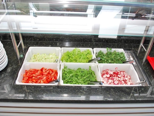 Imagen general del Hotel Foz Budget. Foto 10