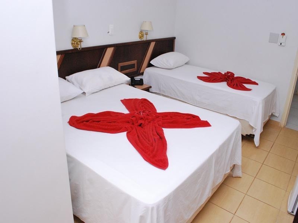 Imagen general del Hotel Foz Budget. Foto 14