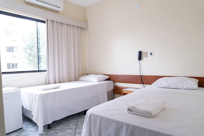 Imagen de la habitación del Hotel Foz Express. Foto 2