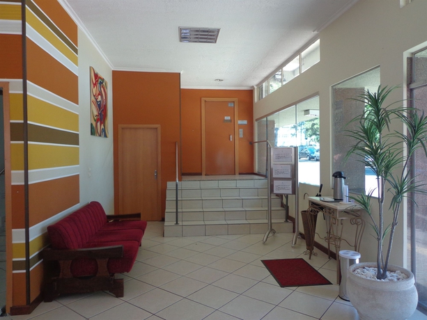 Imagen de los interiores del Hotel Foz Presidente Economic. Foto 12