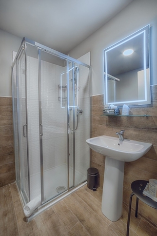 Imagen de la habitación del Hotel Fracanzana. Foto 8