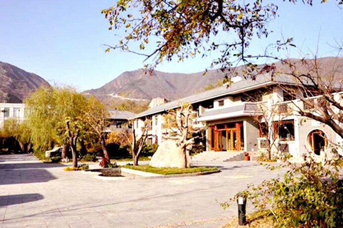 Imagen general del Hotel Fragrant Hills Holiday Business Hotel. Foto 1