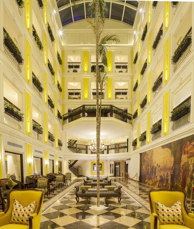 Imagen de los interiores del Hotel Fragrant Nature Kochi. Foto 16
