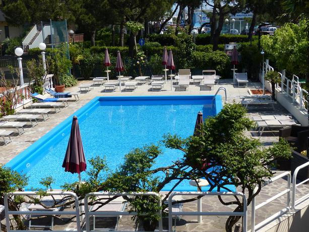 Imagen general del Hotel Franca, Milano Marittima. Foto 2