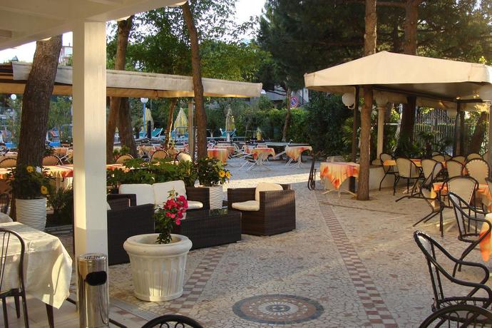 Imagen general del Hotel Franca, Milano Marittima. Foto 4