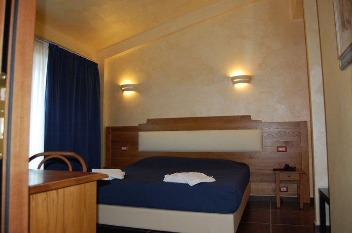 Imagen de la habitación del Hotel Francalancia Country Resort. Foto 8