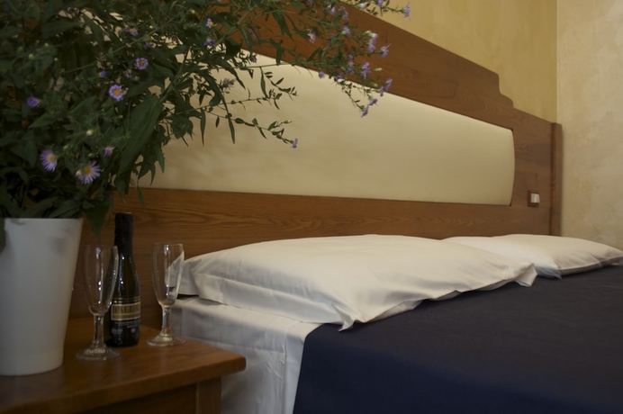 Imagen de la habitación del Hotel Francalancia Country Resort. Foto 11