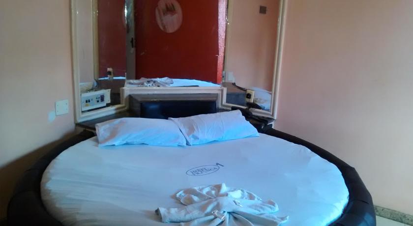 Imagen de la habitación del Hotel Fran&ccedil;a, Salvador Centro Ciudad. Foto 3