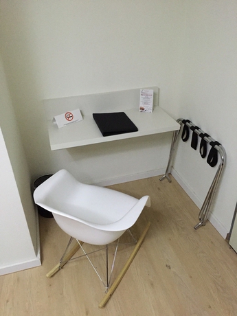 Imagen de los interiores del Hotel France. Foto 10