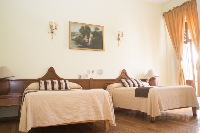 Imagen de la habitación del Hotel Frances. Foto 4