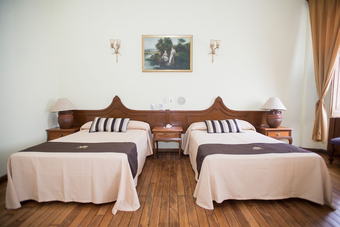 Imagen de la habitación del Hotel Frances. Foto 8