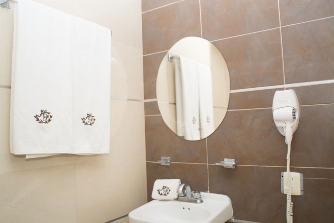 Imagen de la habitación del Hotel Frances. Foto 15