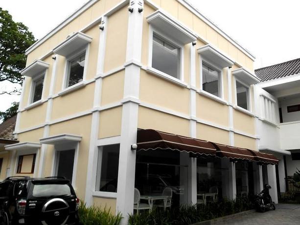 Imagen general del Hotel Frances Hotel. Foto 2